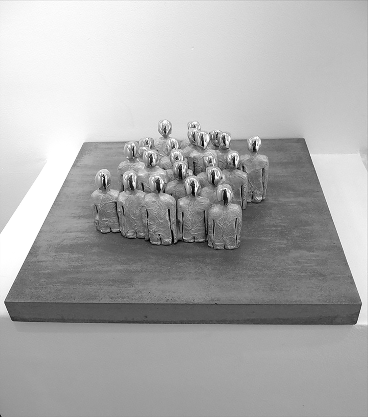 Marcus Egli sculpture en aluminium et béton Torse-22